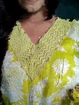 Snapshot of Meenakshi_ chatting on 11/22/25, 10:14 Meenakshi online show from 11/22/25, 10:14