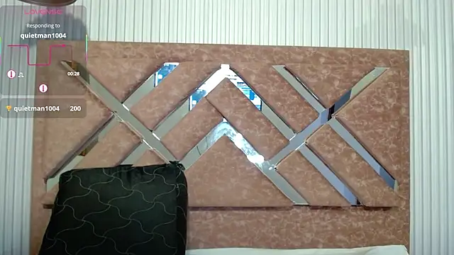  isaabellaa online show from 04/13/26, 12:42