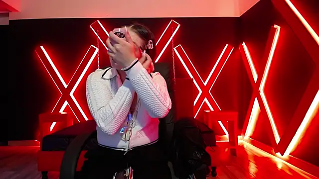  isaabellaa online show from 11/17/25, 11:36