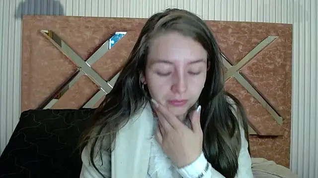  isaabellaa online show from 04/25/26, 02:25