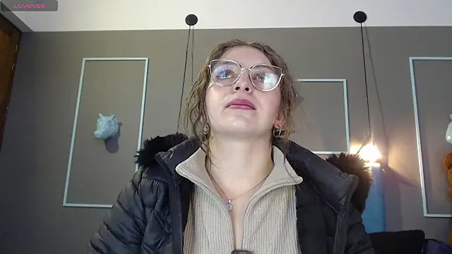 Snapshot of _isaabellaa chatting on 02/03/26, 12:10 isaabellaa online show from 02/03/26, 12:10