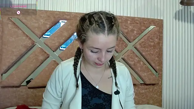  isaabellaa online show from 05/04/26, 12:41