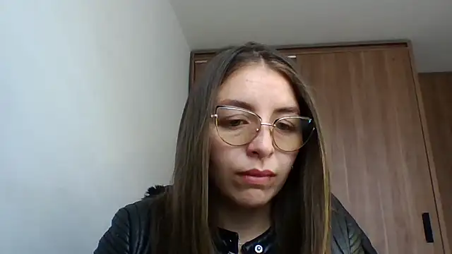 Snapshot of _isaabellaa chatting on 02/08/26, 04:05 isaabellaa online show from 02/08/26, 04:05