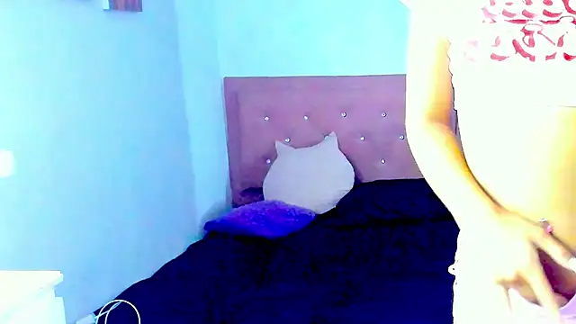 Criss Ariana online show from 10/24/25, 02:21