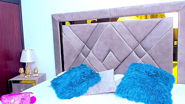 Criss Ariana online show from 03/14/25, 06:39