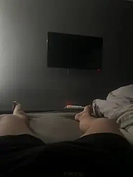 Snapshot of kleinerdixk chatting on 02/11/25, 10:03 kleinerdixk online show from 02/11/25, 10:03