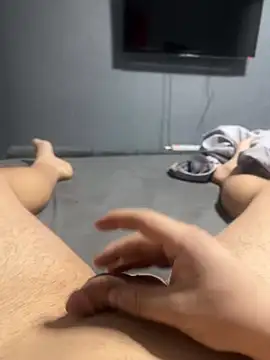 Snapshot of kleinerdixk chatting on 01/08/25, 05:15 kleinerdixk online show from 01/08/25, 05:15