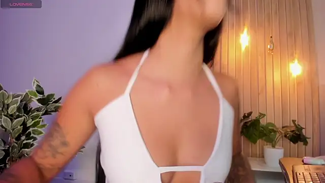 AriRobert  online show from 10/10/25, 03:29