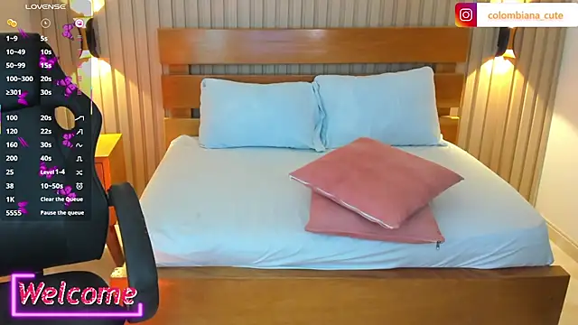 Snapshot of soffia_modre_ chatting on 02/03/26, 06:40 soffia modre online show from 02/03/26, 06:40