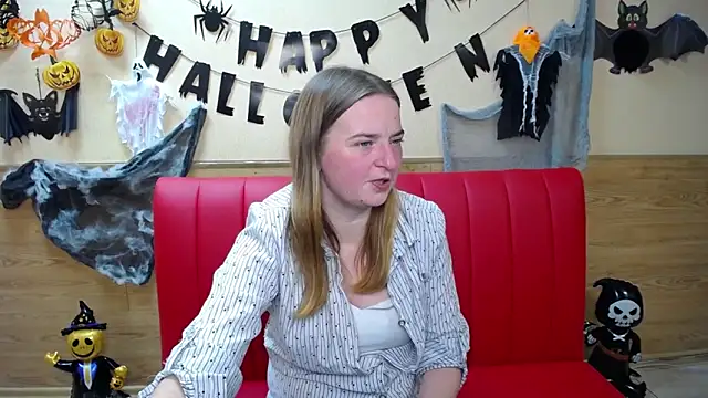 FreyaDak online show from 11/03/25, 06:11