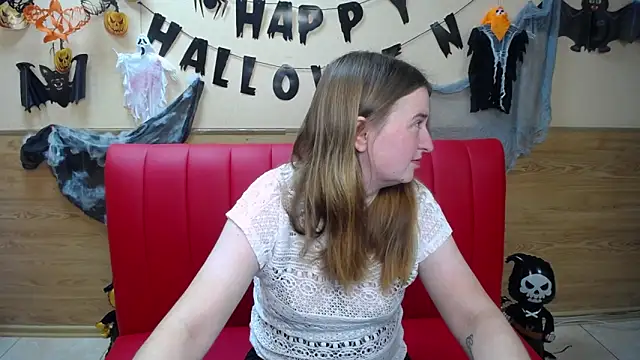 FreyaDak online show from 11/10/25, 06:13