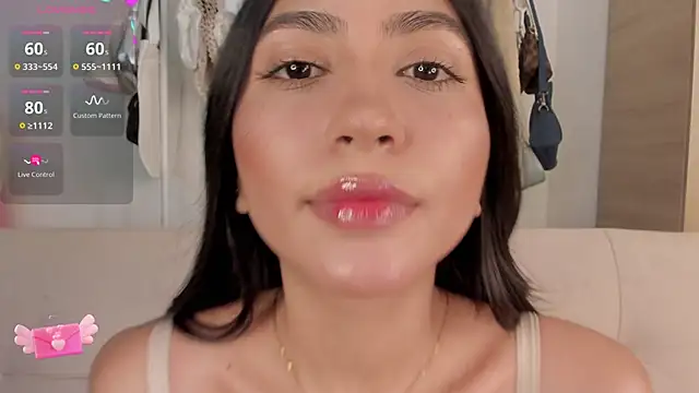 Sweetnaughtygirl  online show from 03/27/26, 01:03