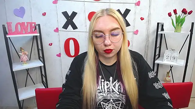 Snapshot of BeatriceFly chatting on 01/29/25, 03:15 BeatriceFly online show from 01/29/25, 03:15