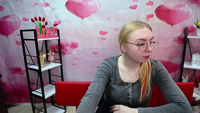 BeatriceFly online show from 03/23/26, 12:49