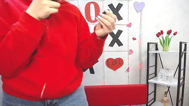 Snapshot of BeatriceFly chatting on 03/22/25, 02:14 BeatriceFly online show from 03/22/25, 02:14