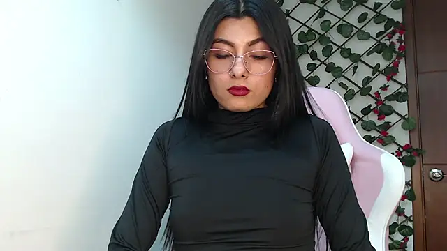MissSalome online show from 12/18/24, 02:21