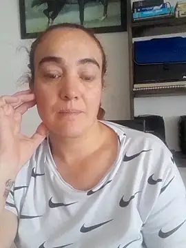 skayhot  online show from 02/02/26, 02:27