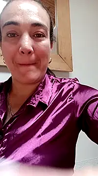 Snapshot of skayhot_ chatting on 03/15/25, 03:48 skayhot online show from 03/15/25, 03:48