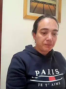 skayhot  online show from 11/12/25, 01:26