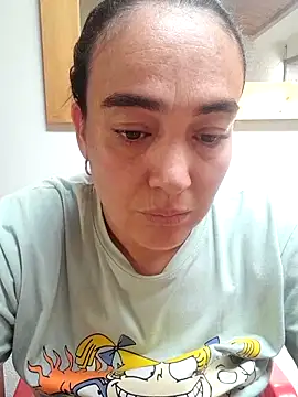 skayhot  online show from 10/29/25, 02:16