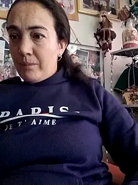 skayhot  online show from 12/18/25, 01:26