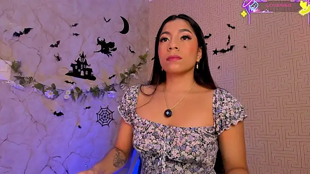 Mia Gothzx online show from 11/12/25, 12:42