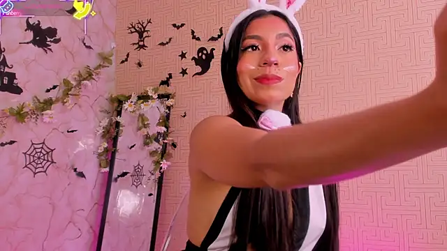 Mia Gothzx online show from 10/31/25, 03:30