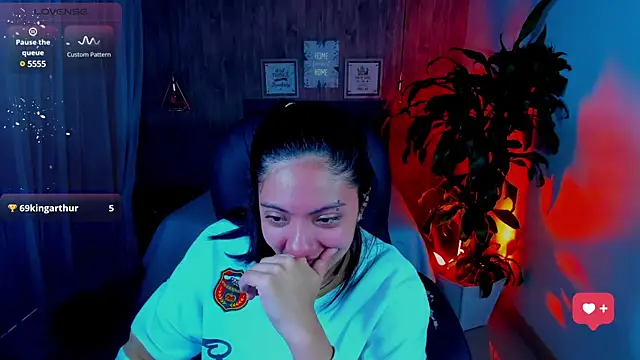 Snapshot of miichael_black chatting on 03/07/25, 04:22 miichael black online show from 03/07/25, 04:22