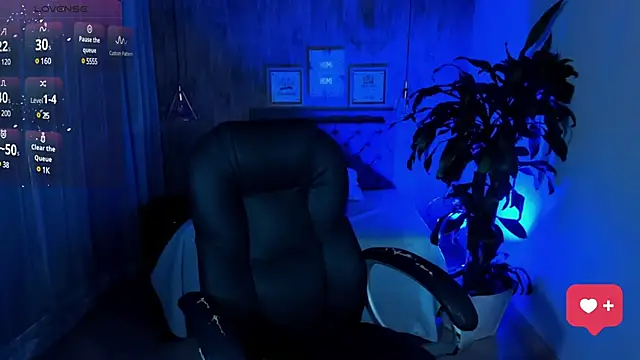 Snapshot of miichael_black chatting on 02/27/25, 01:38 miichael black online show from 02/27/25, 01:38