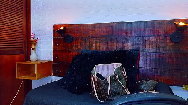 Celeste sanz online show from 09/10/25, 05:34