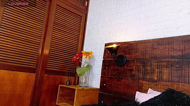 Celeste sanz online show from 10/09/25, 11:00