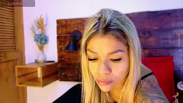 Celeste sanz online show from 04/15/26, 09:59