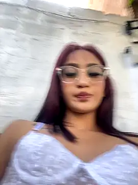 emily daarell online show from 11/06/25, 09:08