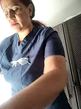 Snapshot of Edged_Hot69 chatting on 03/01/25, 12:34 Edged Hot69 online show from 03/01/25, 12:34