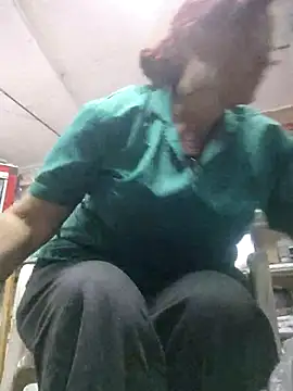 Snapshot of Edged_Hot69 chatting on 03/11/25, 09:37 Edged Hot69 online show from 03/11/25, 09:37