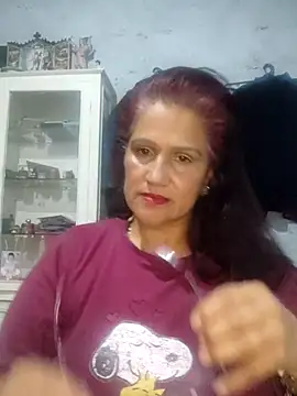 Snapshot of Edged_Hot69 chatting on 10/21/25, 02:33 Edged Hot69 online show from 10/21/25, 02:33
