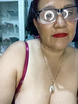 Edged Hot69 online show from 12/17/25, 03:22