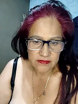 Edged Hot69 online show from 11/19/25, 02:33