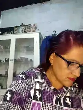 Snapshot of Edged_Hot69 chatting on 10/07/25, 01:39 Edged Hot69 online show from 10/07/25, 01:39