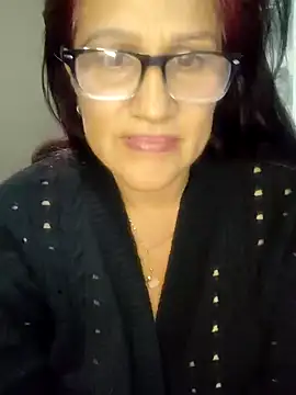 Snapshot of Edged_Hot69 chatting on 10/18/25, 03:41 Edged Hot69 online show from 10/18/25, 03:41