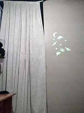 Edged Hot69 online show from 11/16/25, 09:41