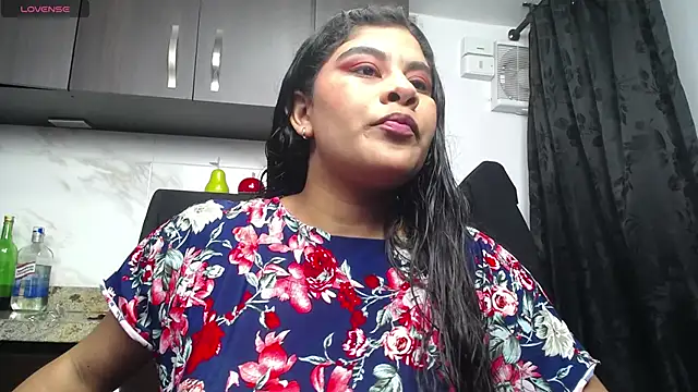iniyalaboni online show from 09/08/25, 07:46