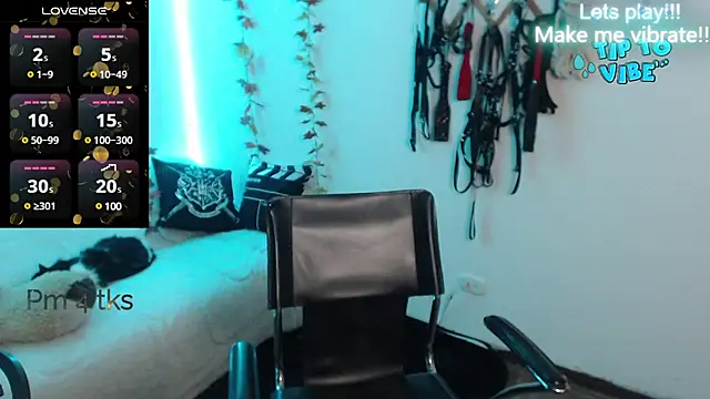 miaablack online show from 02/24/25, 05:53