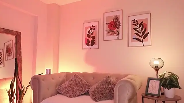 DahianaWalcott online show from 03/11/26, 03:06