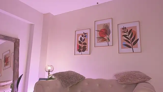 DahianaWalcott online show from 04/10/26, 03:19