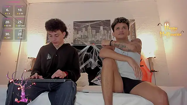 toyboys1 online show from 10/24/25, 04:00