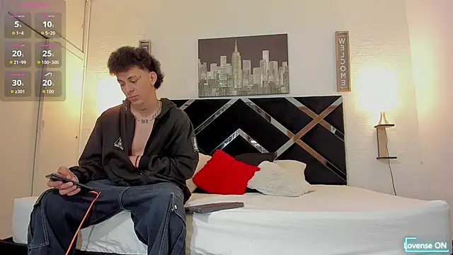 toyboys1 online show from 09/10/25, 03:49