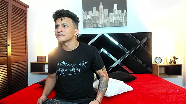 toyboys1 online show from 04/16/26, 04:13