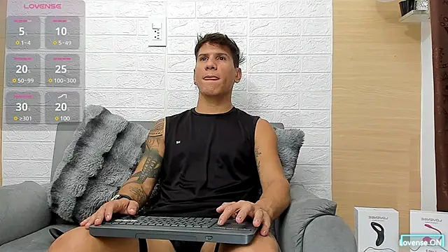 toyboys1 online show from 02/24/25, 03:23