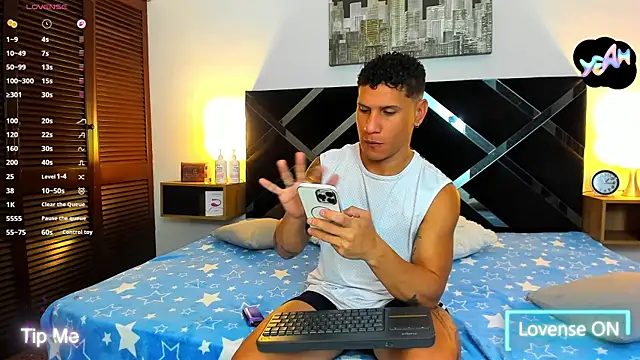 toyboys1 online show from 04/14/26, 03:44